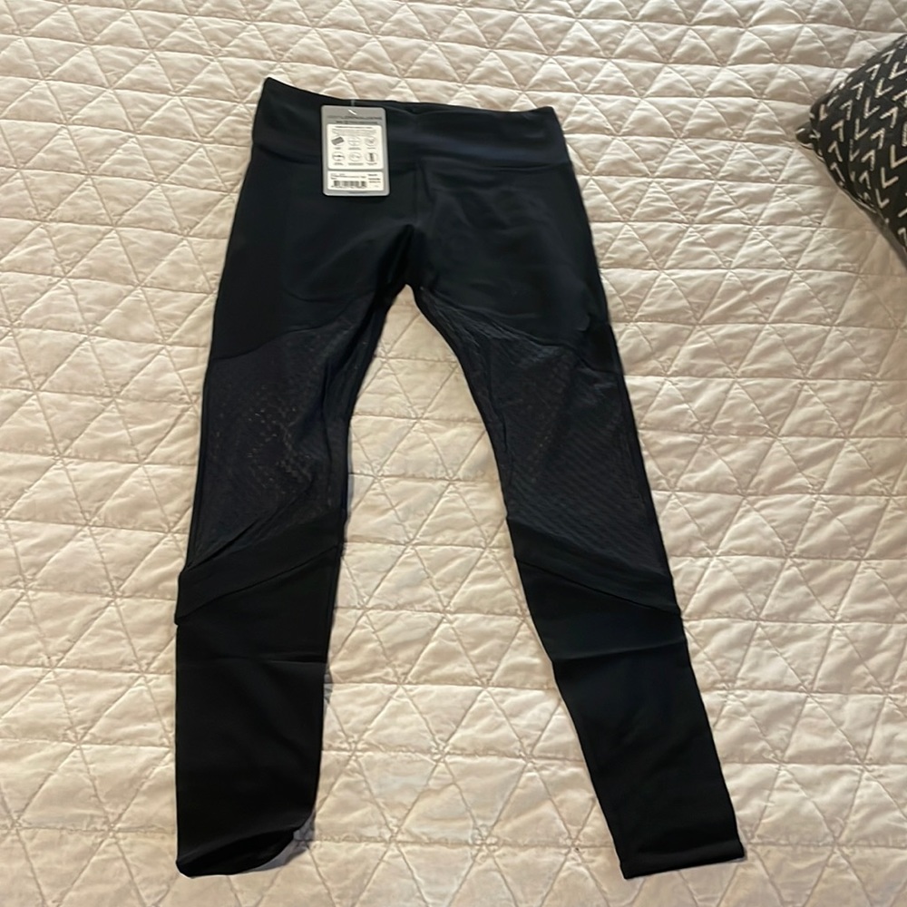 Lorna Jane Rhythm core full length size M NTW